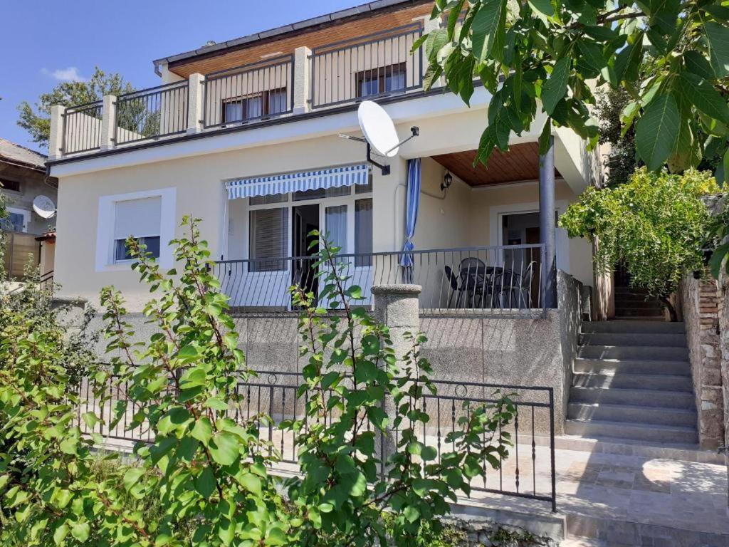 דירות סנג' Martin Apartman מראה חיצוני תמונה